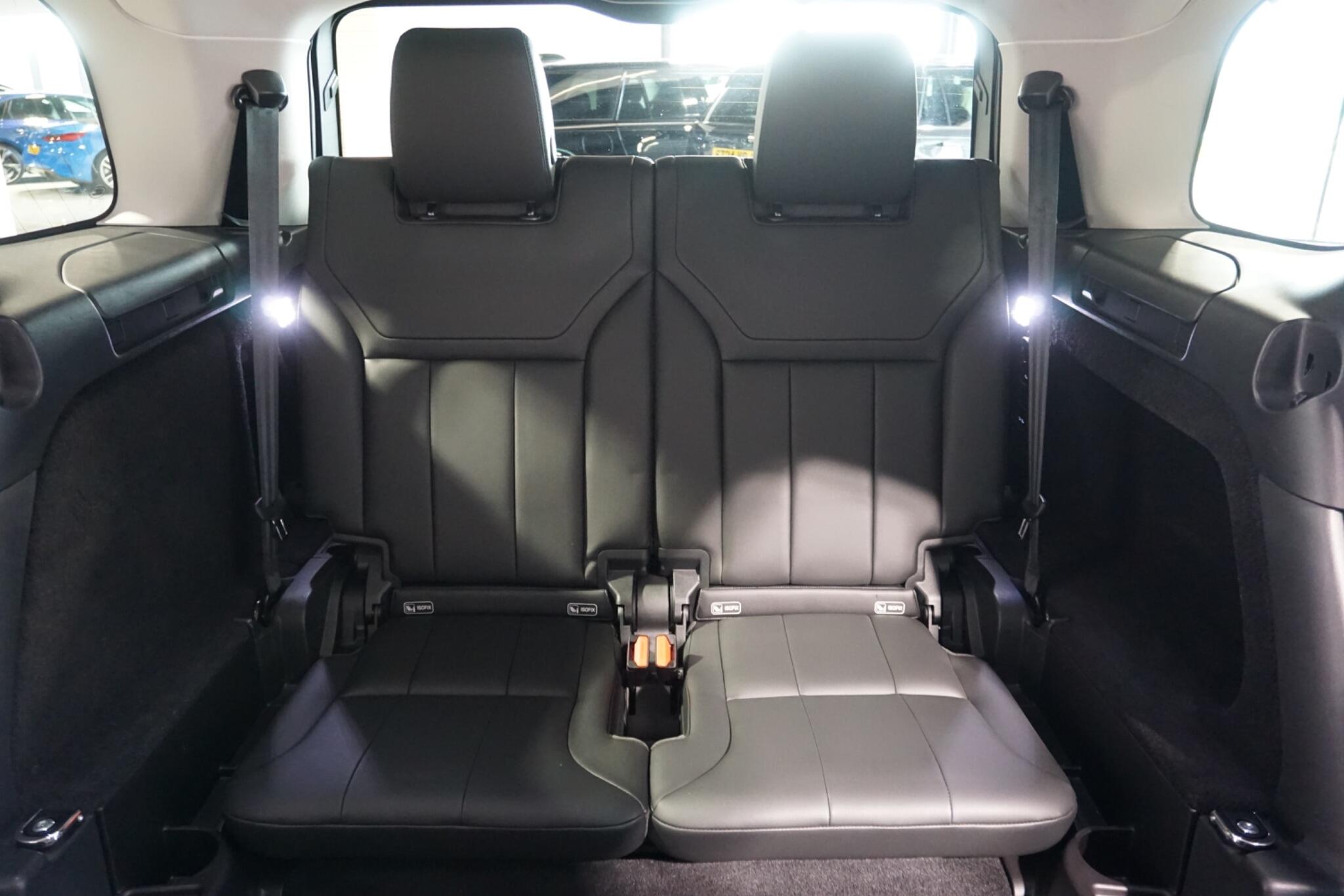 Land Rover Discovery 2.0 SD4 Landmark Edition SUV 5dr Diesel Auto 4WD Euro 6 (s/s) (240 ps)